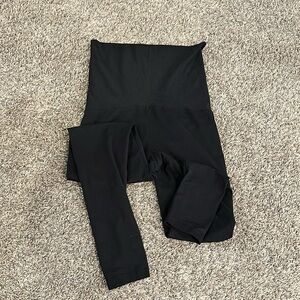 Kindred Bravely maternity and postpartum leggings